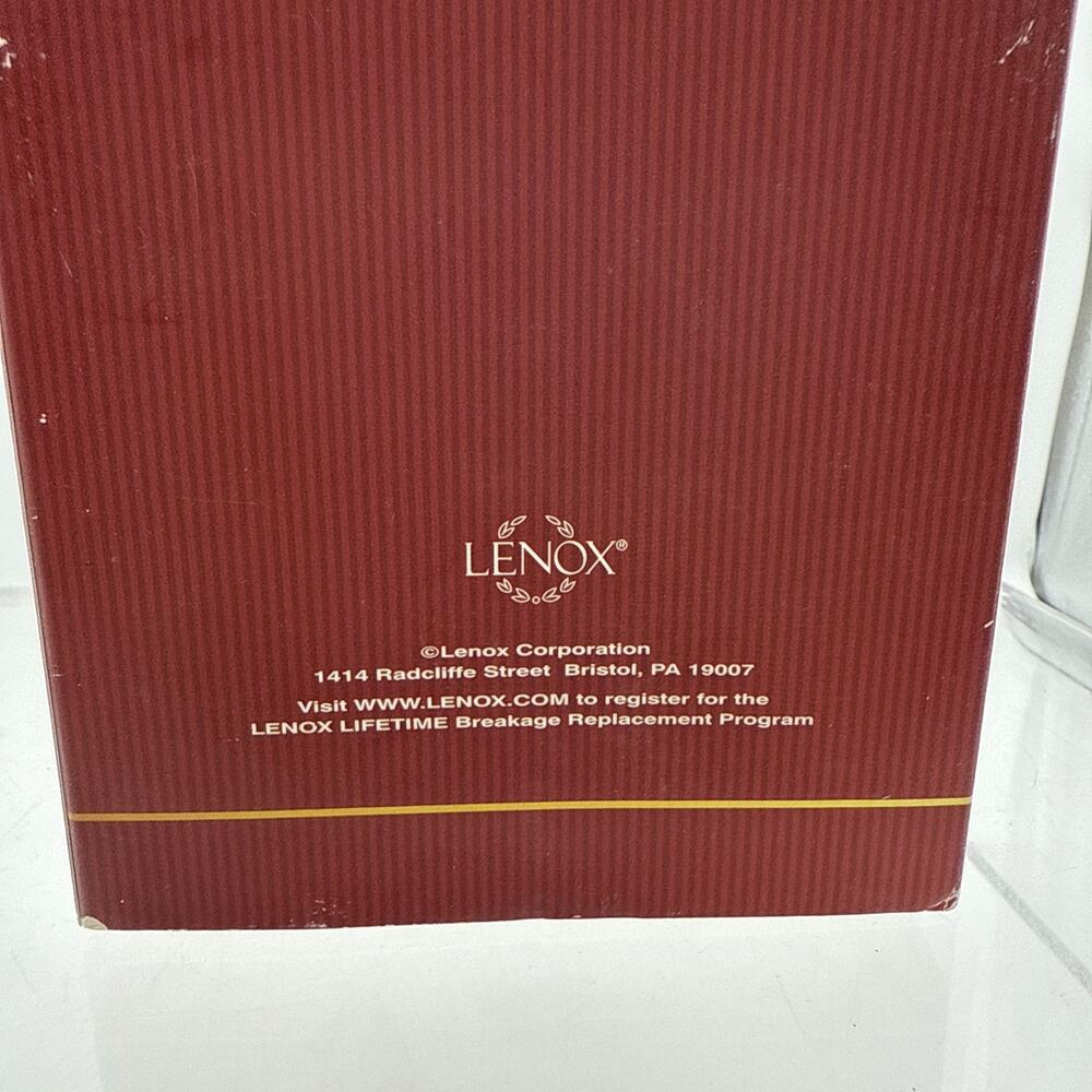LENOX 2009 Annual SANTA ORNAMENT SANTA'S MIDNIGHT SNACK - Picture 7 of 9